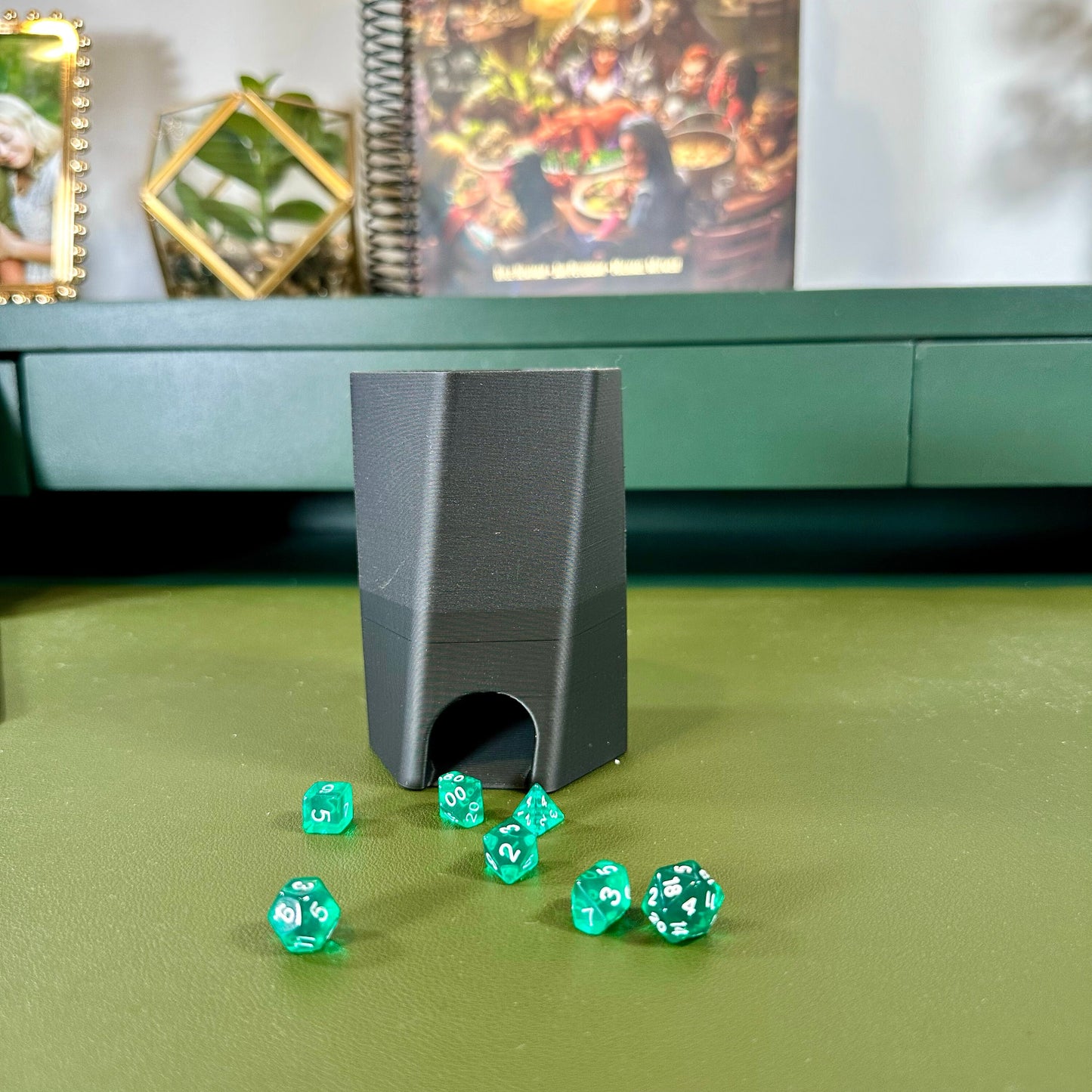 Minimalist Mini Dice Tower