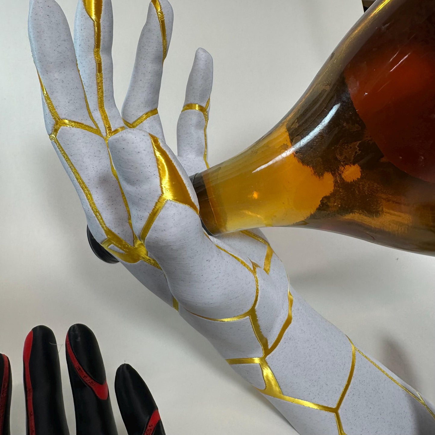 Kintsugi Inspired Wine Bottle Holder