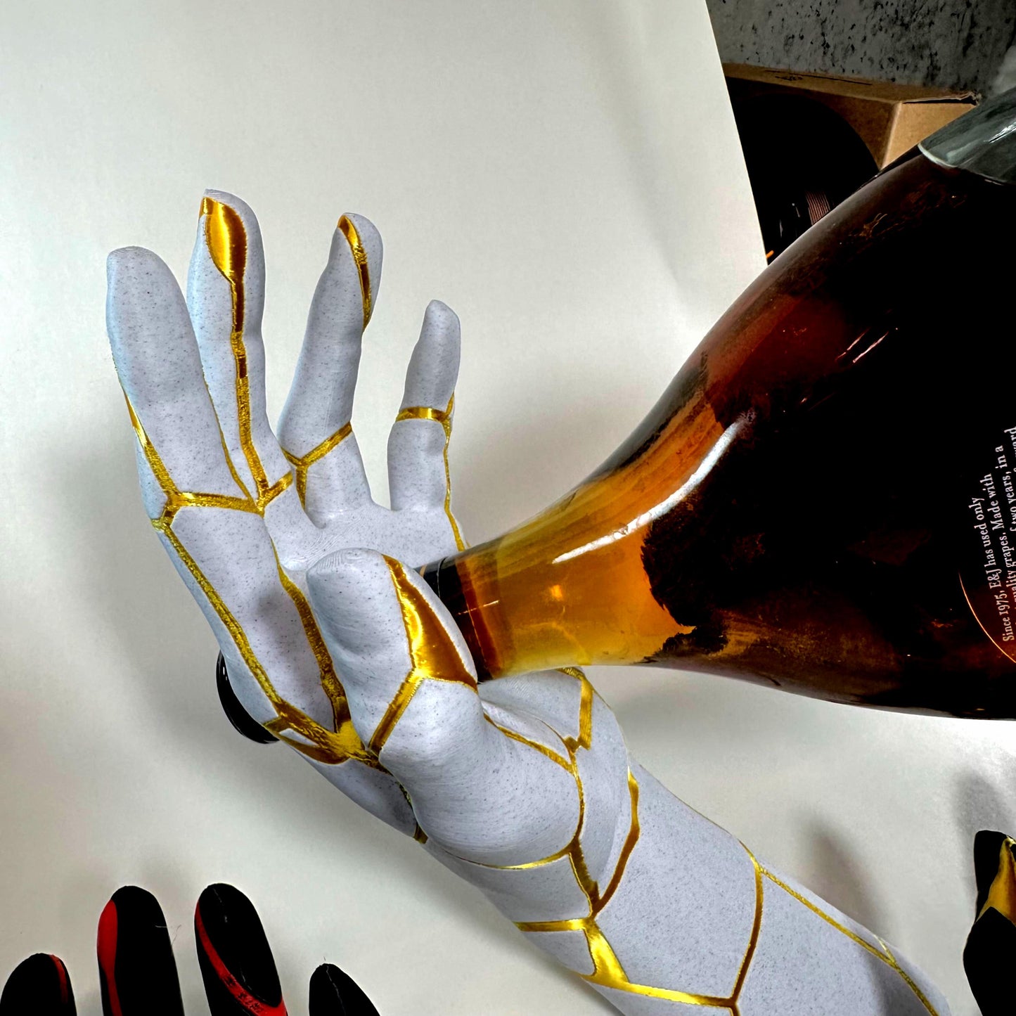 Kintsugi Inspired Wine Bottle Holder